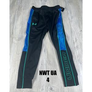 NWT Under Armour Joggers Boys size 4
